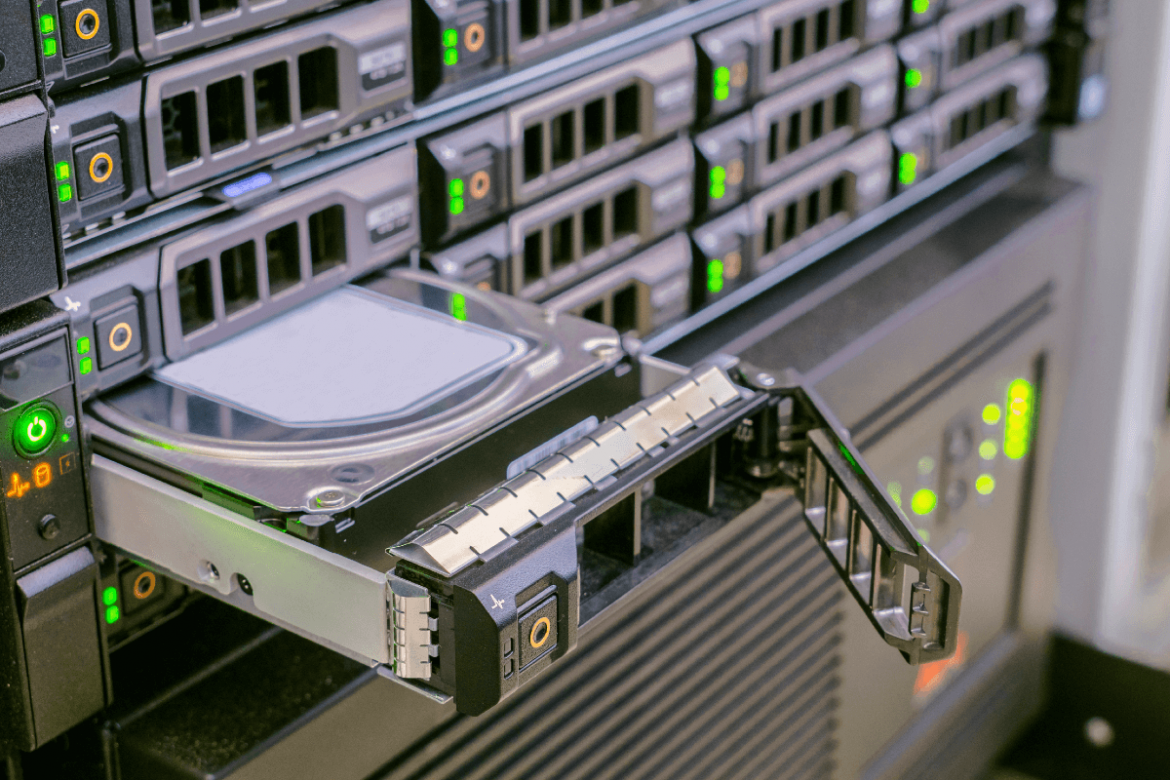 Sektory logiczne, szyfrowanie i firmware dla dysków HDD